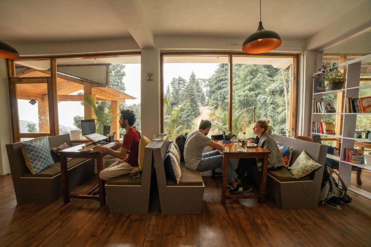 Alt Life - Dharamkot Hostel McLeod Ganj Bagian luar foto