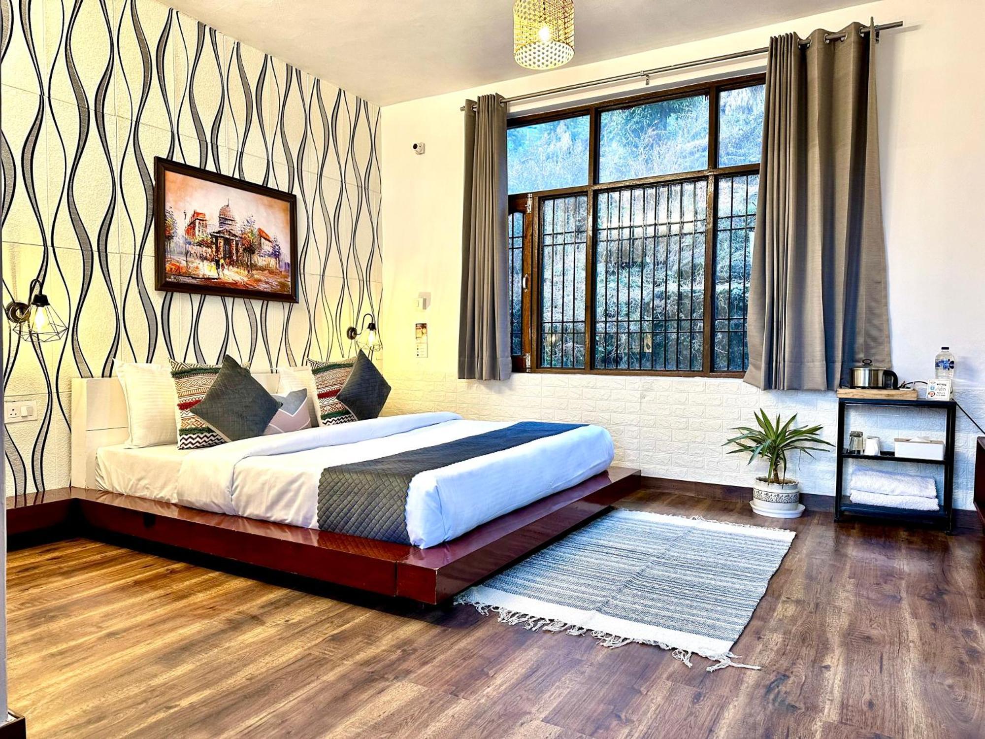 Alt Life - Dharamkot Hostel McLeod Ganj Bagian luar foto
