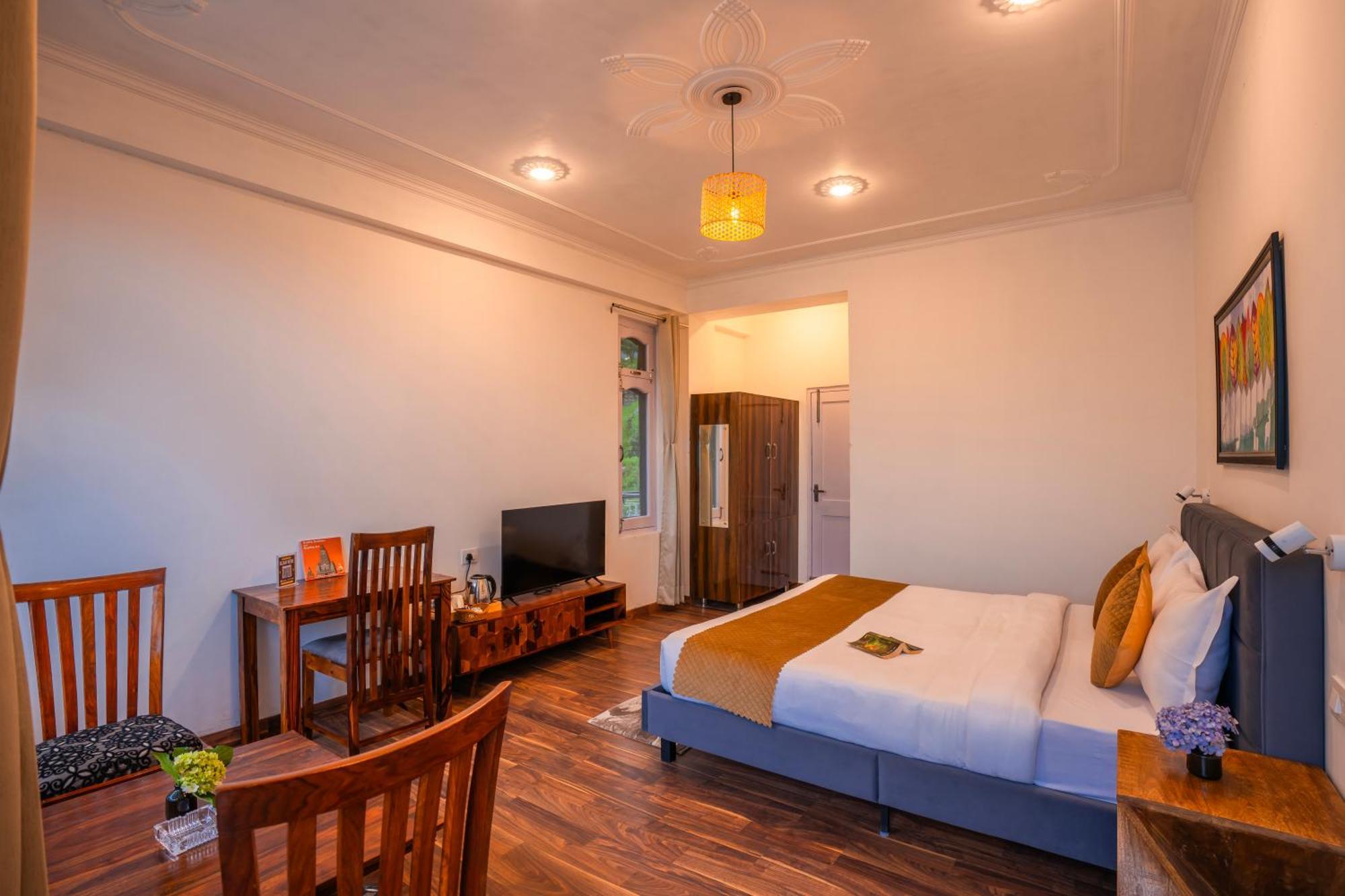 Alt Life - Dharamkot Hostel McLeod Ganj Bagian luar foto