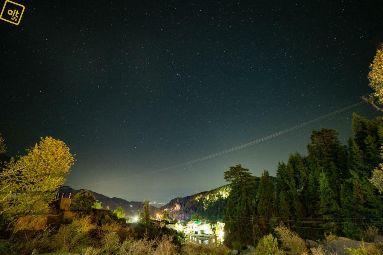 Alt Life - Dharamkot Hostel McLeod Ganj Bagian luar foto