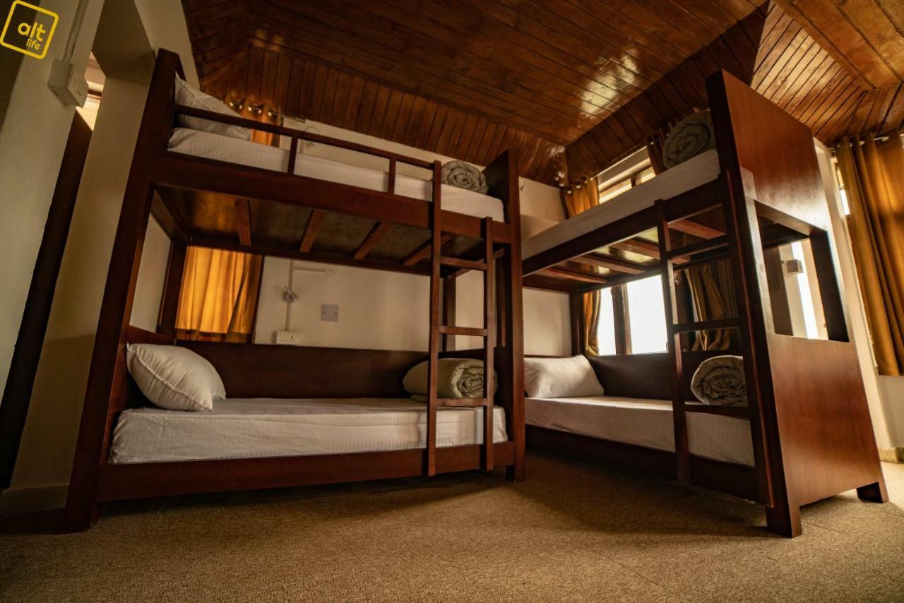 Alt Life - Dharamkot Hostel McLeod Ganj Bagian luar foto