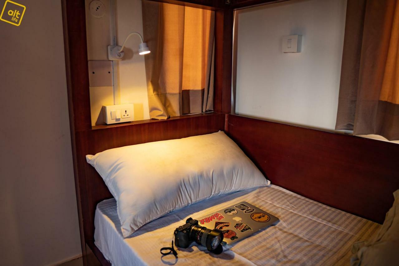Alt Life - Dharamkot Hostel McLeod Ganj Bagian luar foto